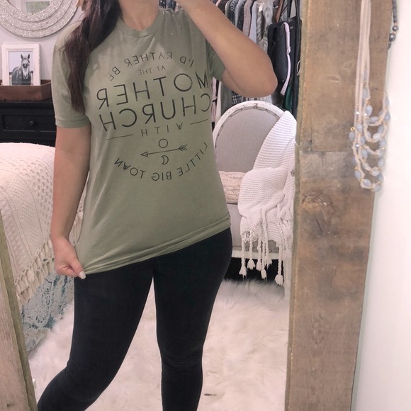 Sportige Brand Apparel Co size medium graphic tee - Picture 1 of 3